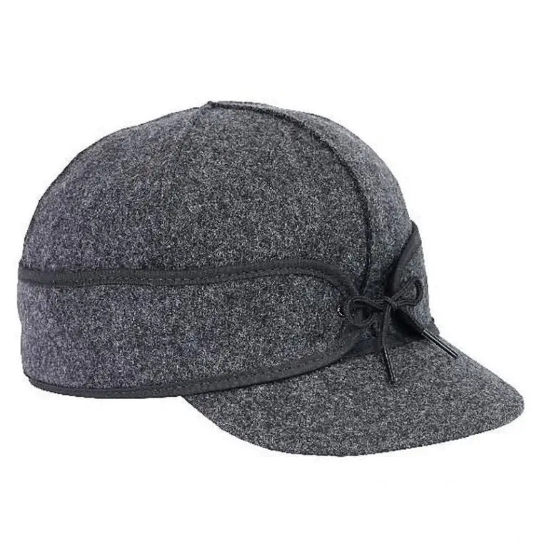 Stormy Kromer Mackinaw Cap In Charcoal Grey on a white background