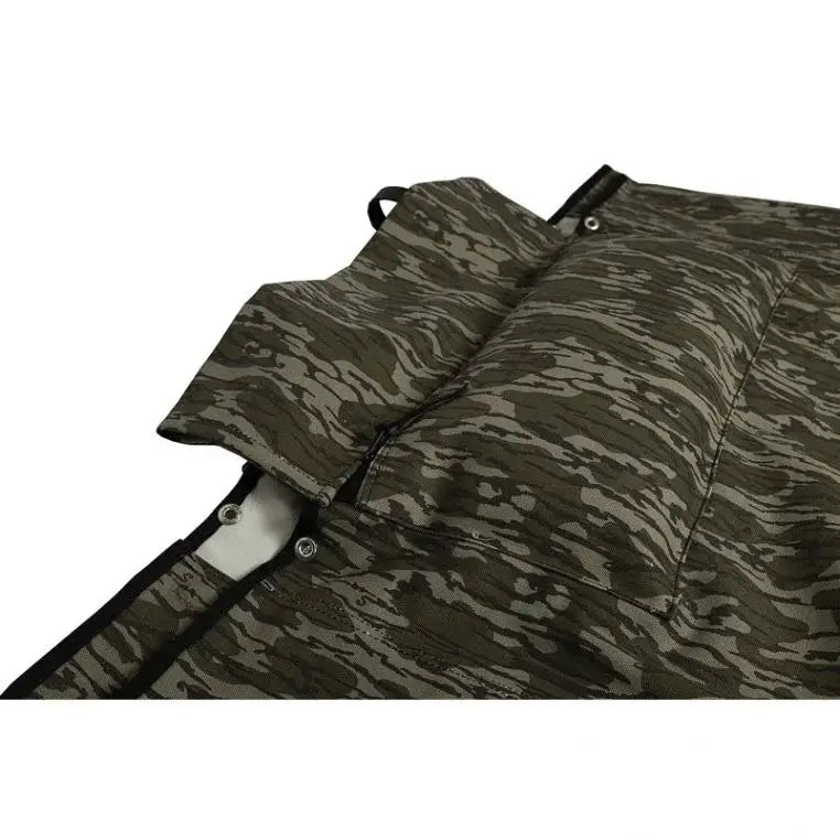 Pathfinder Log Cot In Mossy Oak Bottomland Camo Zoomed In On A Corner On A White Background